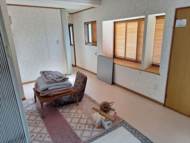 1960s wood house with outbuildings in Yamaguchi