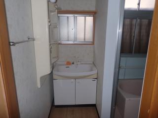1960s wood house in Oita