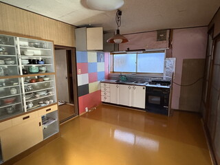 1970s wood house in Kochi