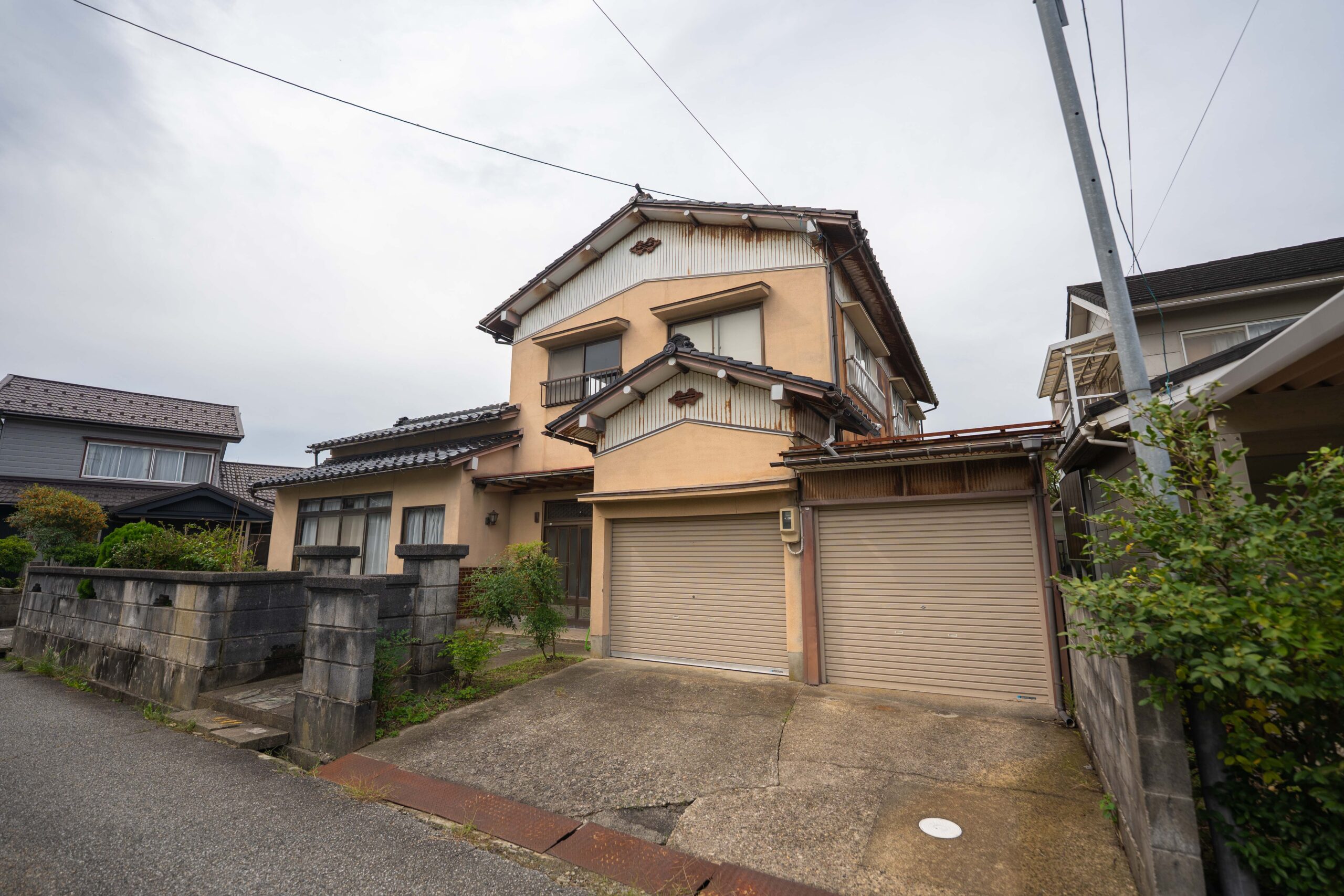 House, 16-min walk to station, Toyama