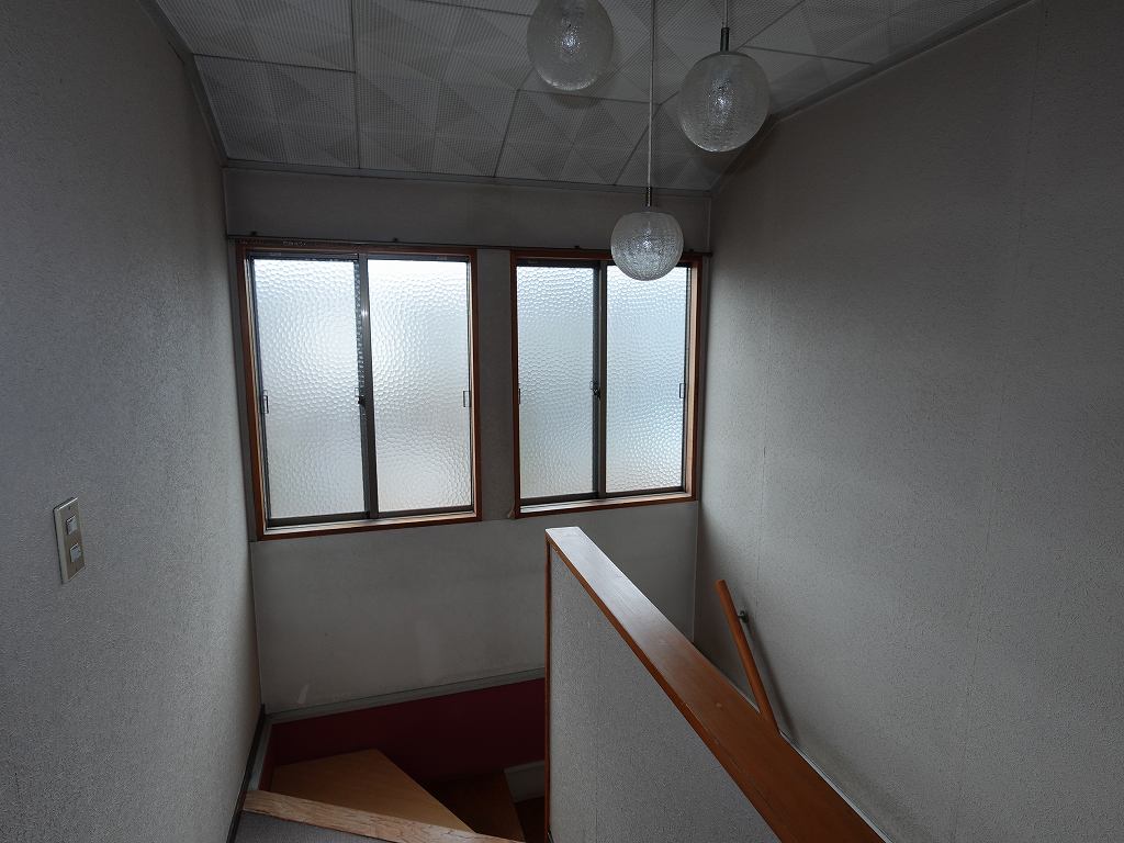 1980s steel-frame house, 17-min walk to station, Nagano