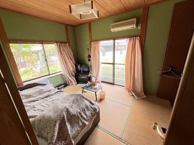 1980s wood house in Ehime