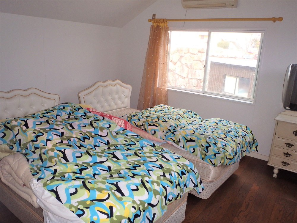 1980s wood house on a large plot in Kagawa