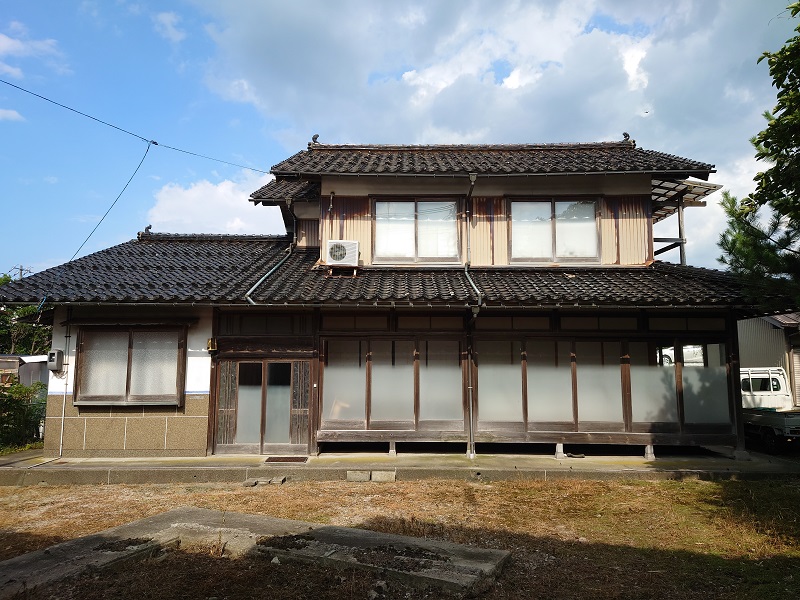 1960s wood house in Kotoura