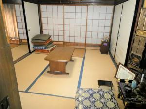 1860s wood house, 16-min walk to station, Shimane