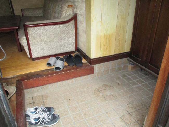 1970s wood house, 17-min walk to station, Okayama