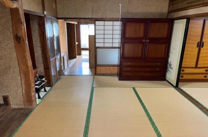 1950s wood house, 12-min walk to station, Takemoto, Izumi