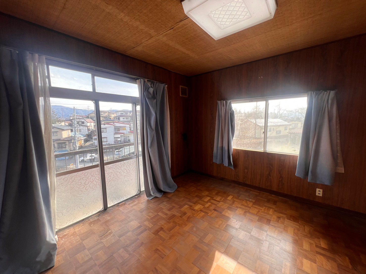 1960s wood house, 8-min walk to station, Nagano