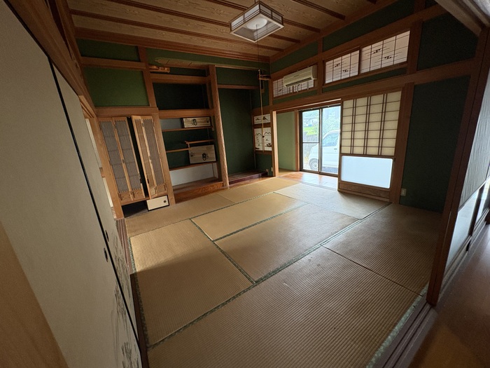 Wood house in Kochi