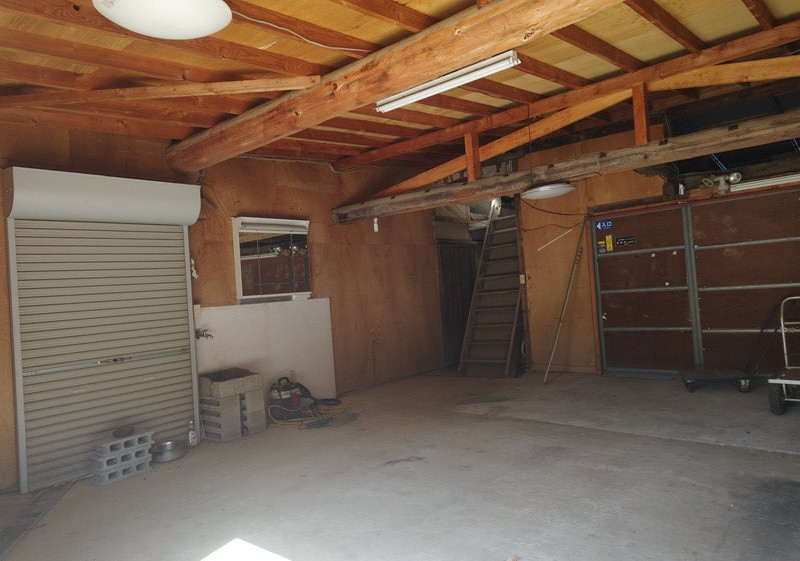 1990s wood house, 18-min walk to station, Saitama