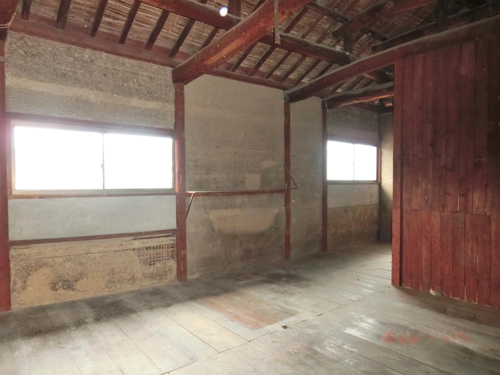 1920s wood house with storehouses in Fukuoka