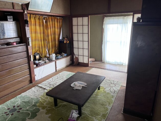 1970s wood house in Ehime
