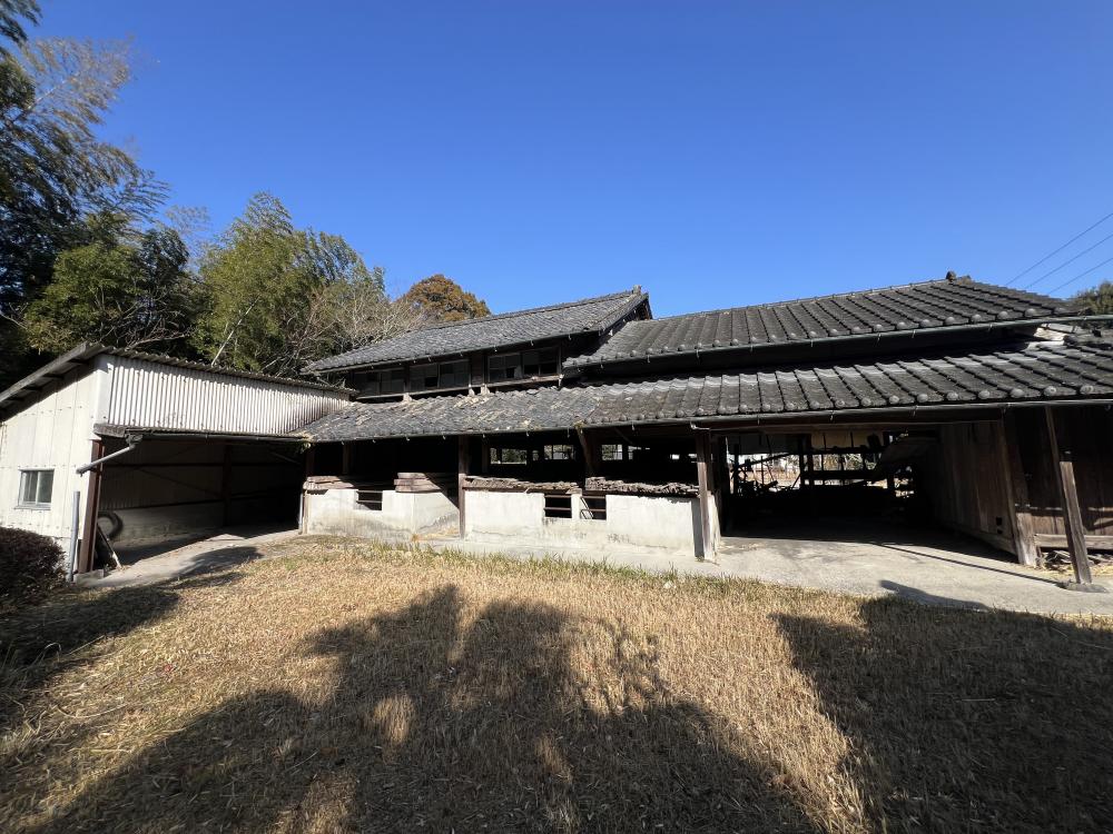 1940s wood house in Kushira, Kanoya, farmland, approval needed