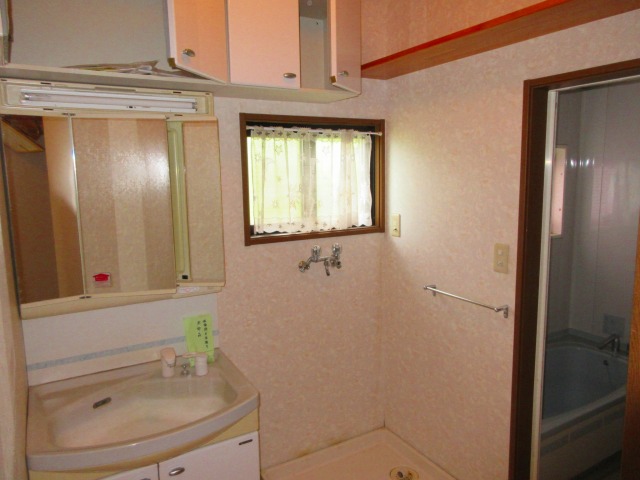 Chino City, Kitayama District, Kurigahira - Single-story Used Residential House