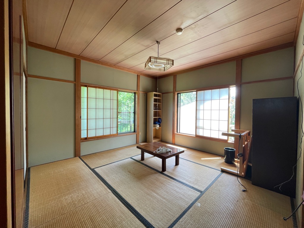 Wood house, 19-min walk to station, Nagano