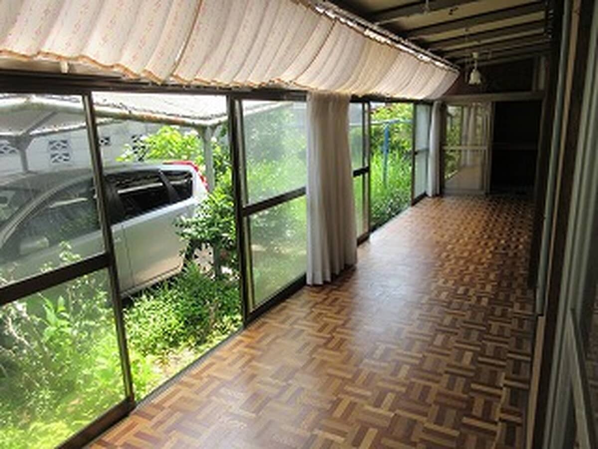 1970s wood house