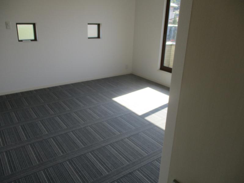 2000s wood house in Mie