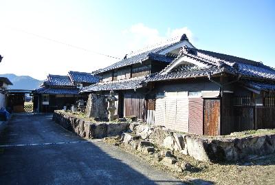 1960s wood house, 17-min walk to station, Hyogo