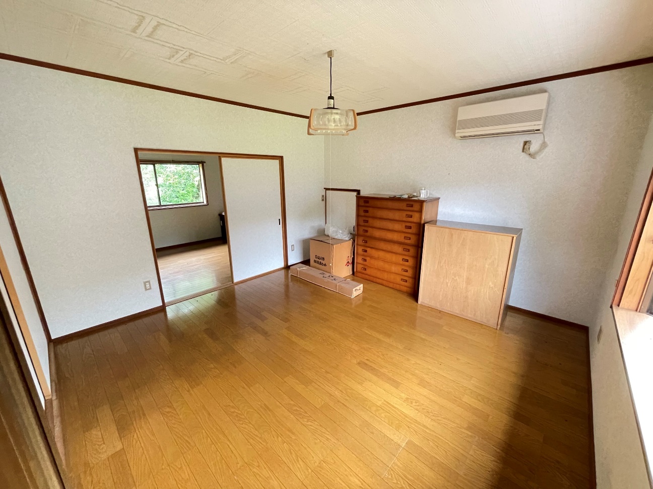 1990s wood house with outbuildings in Tottori