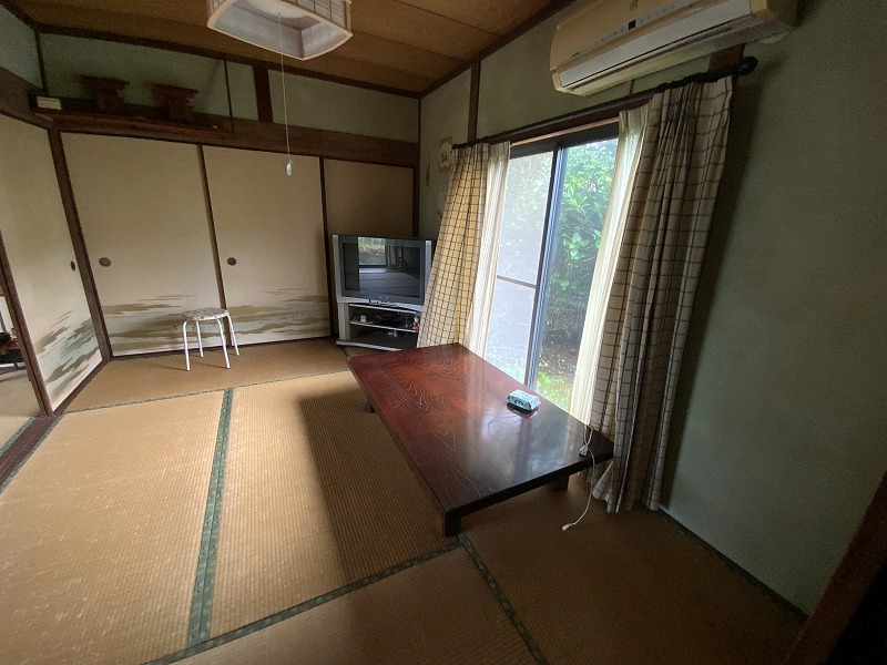 1970s wood house, 8-min walk to station, Yamaguchi