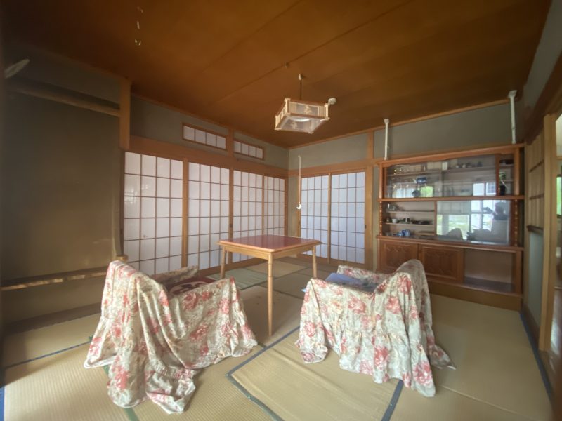 1960s wood house on a large plot in Iwate