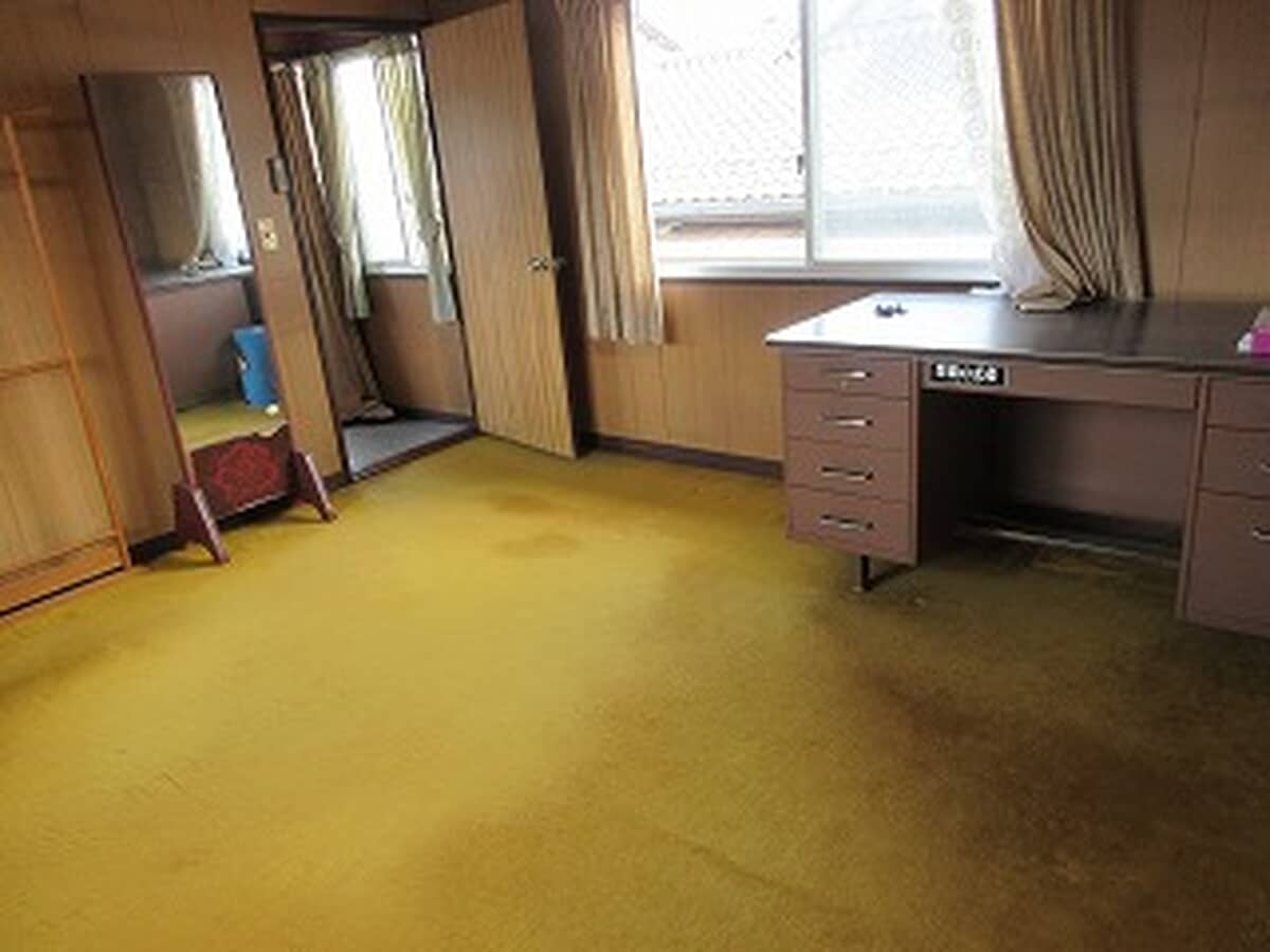 1970s wood house
