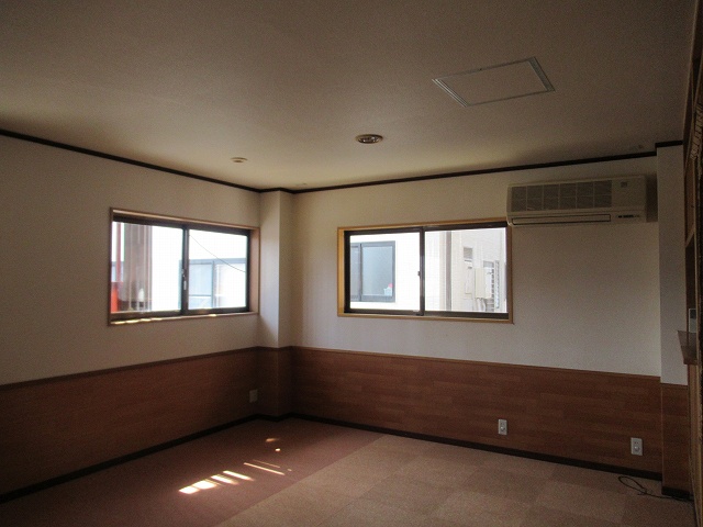 1990s steel-frame house in Nagano