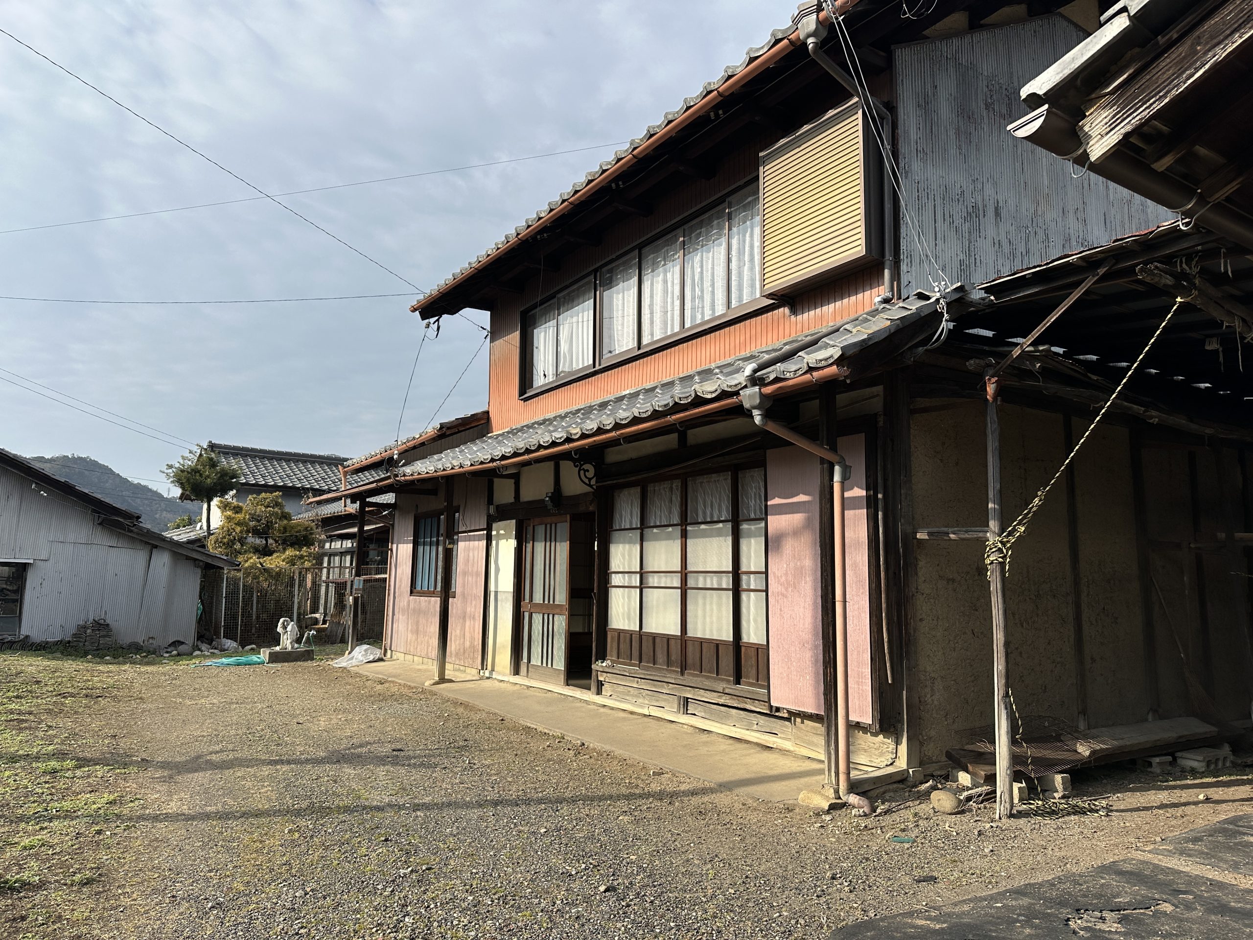 Wood house, 11-min walk to station, Gifu