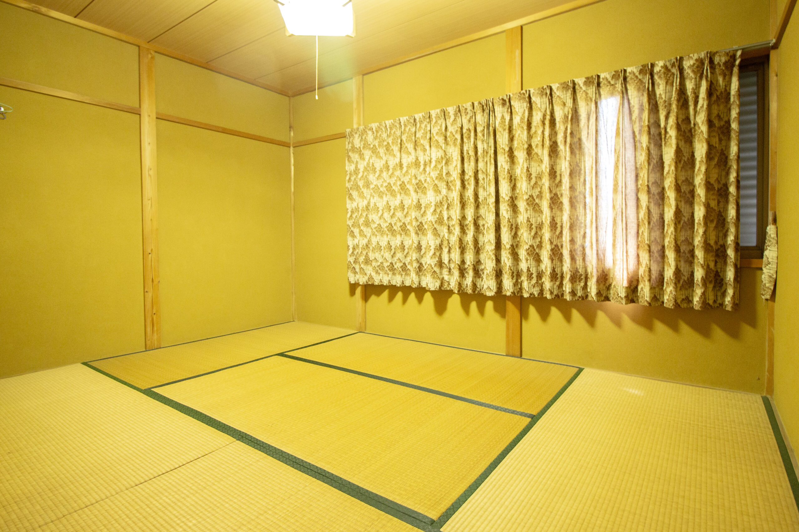 1970s wood house in Matsusaka Kahada