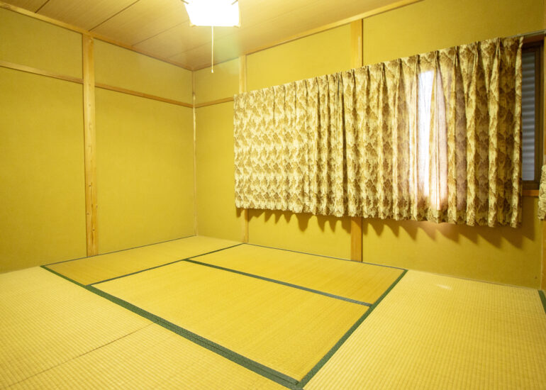 1970s wood house in Matsusaka Kahada