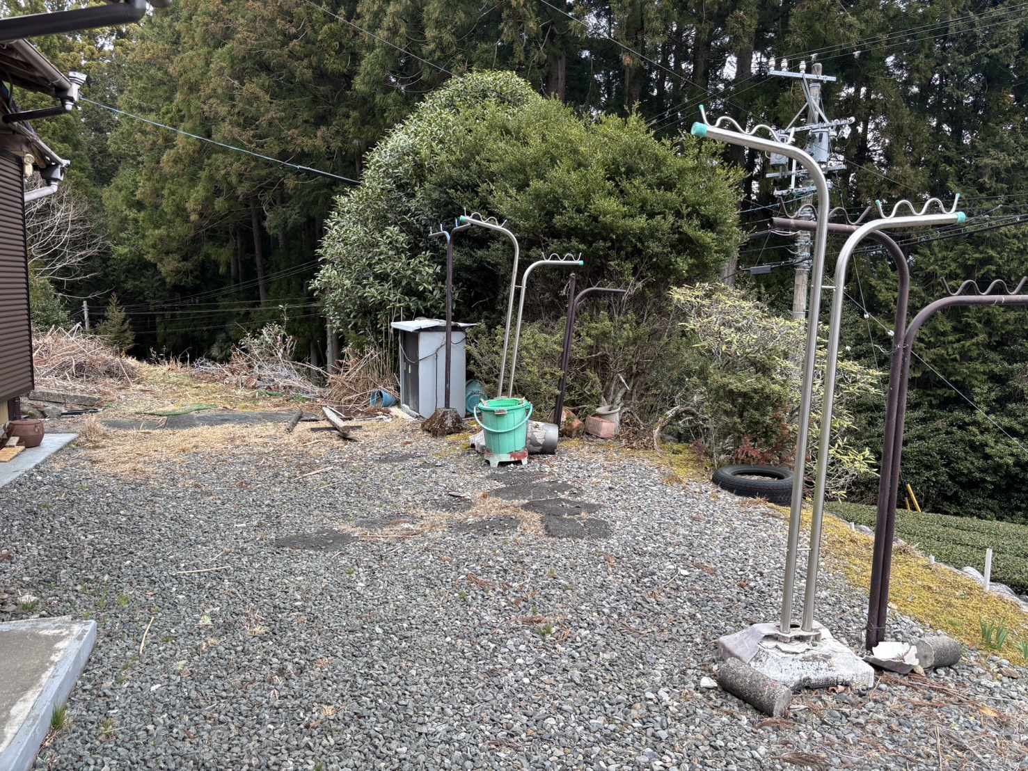 1970s wood house on a large plot in Shizuoka