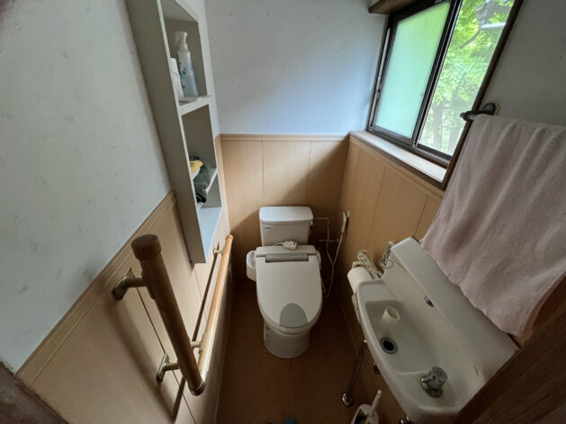 1980s wood house in Ehime