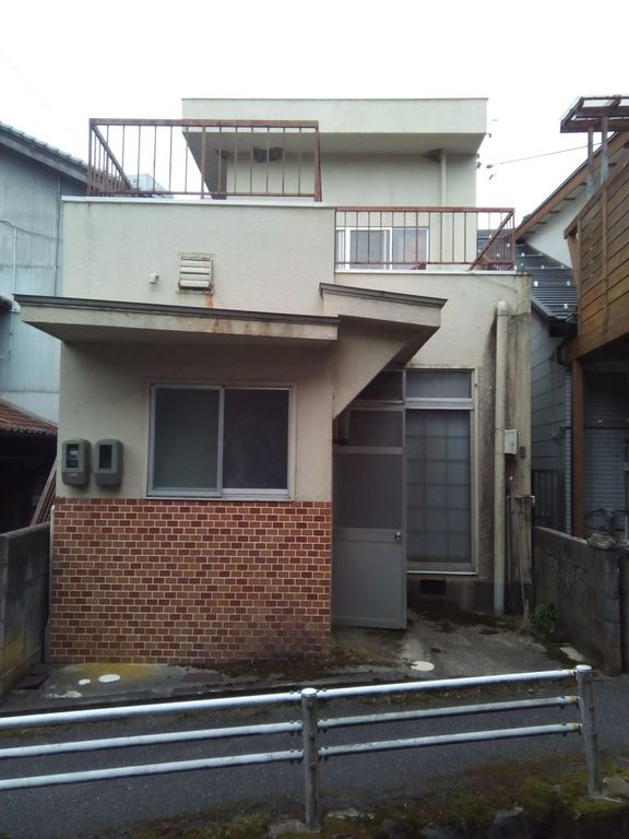 1970s concrete house in Hyogo