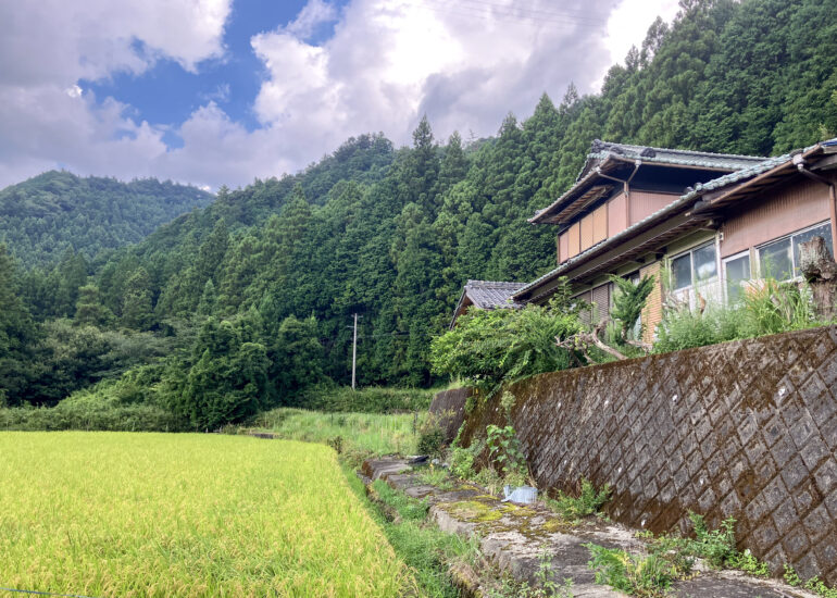 1970s wood house in Matsusaka Kahada
