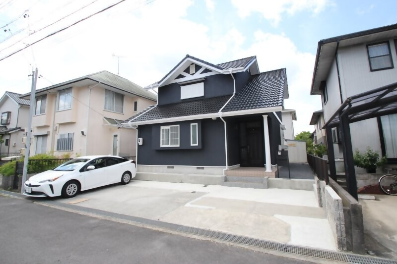1990s wood house in Mie