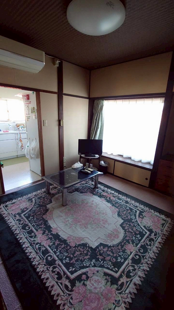 1970s wood house in Nagano