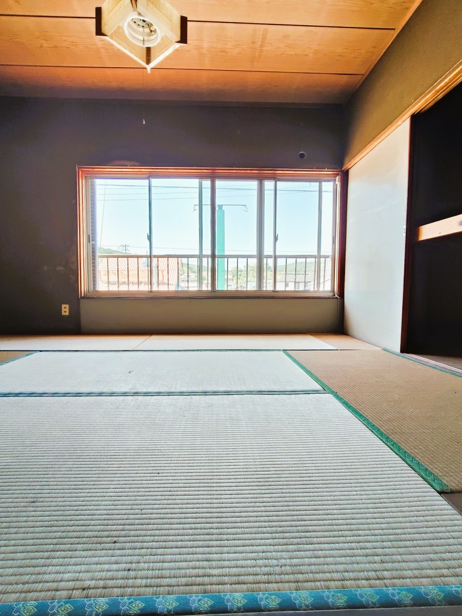 1970s steel-frame house in Ehime