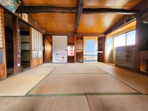 1960s wood house near the coast in Makurazaki