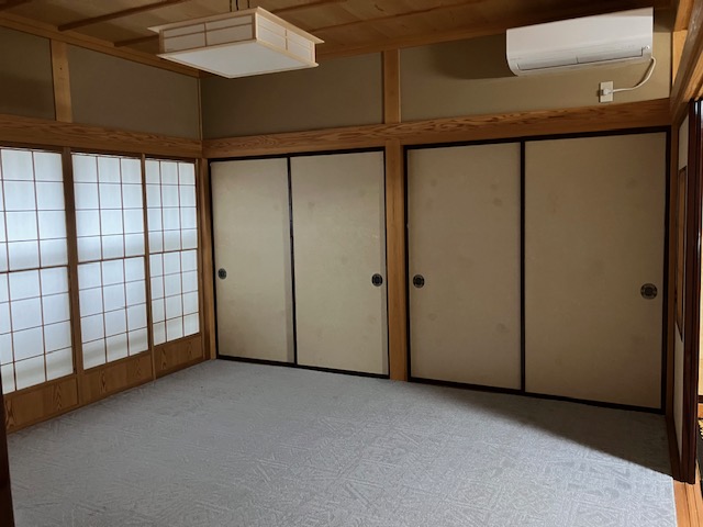 2000s wood house, 6-min walk to station, Fukui