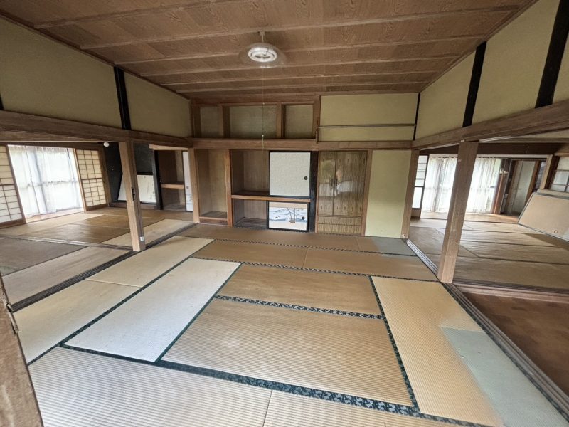 1900s wood house on a large plot in Iwate