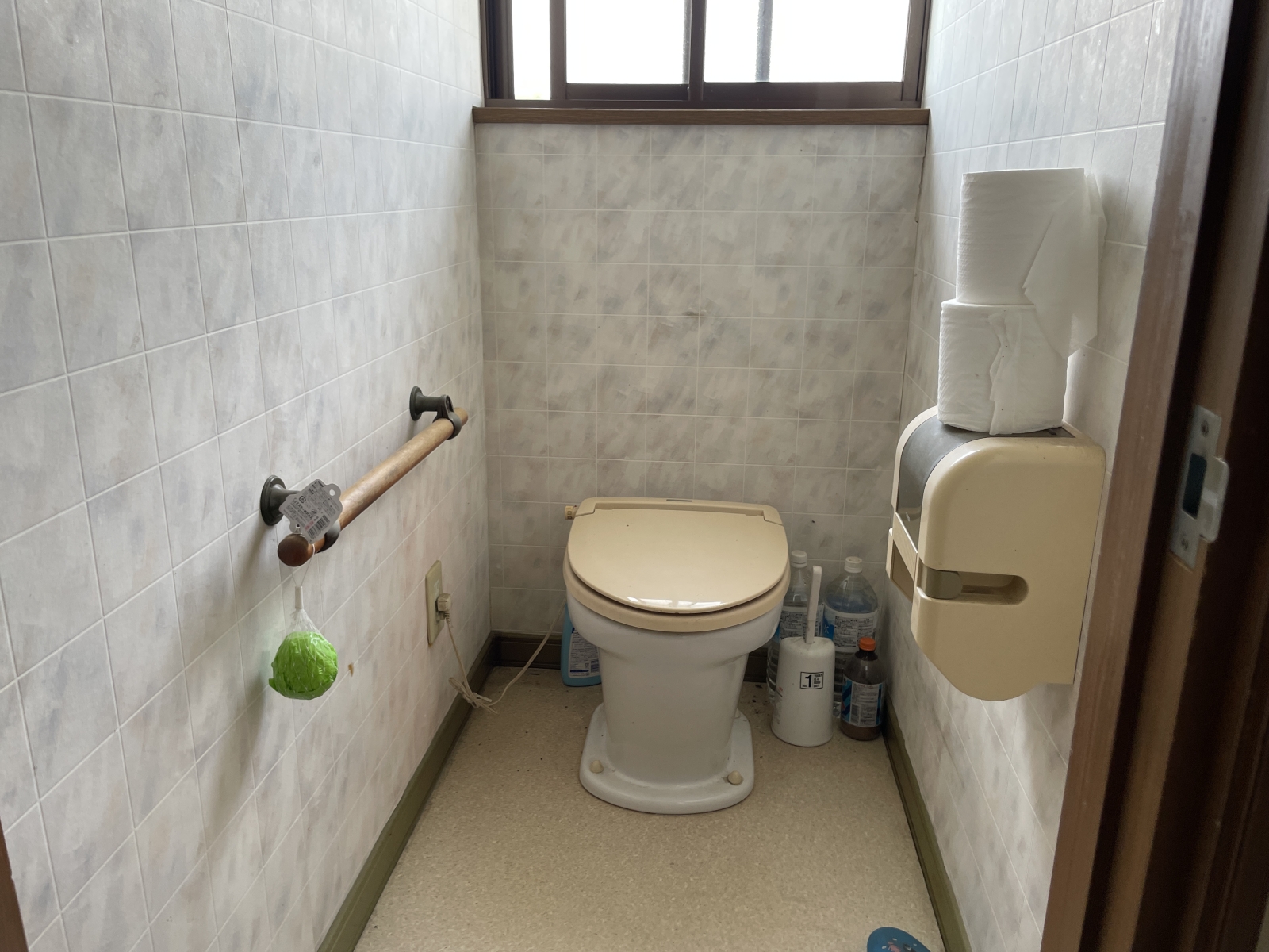 Great location! Spacious lot! Single-family house near Oshima Elementary School
