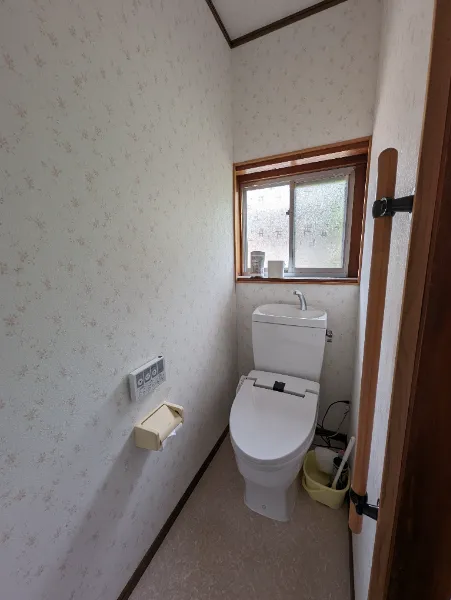 1960s wood house, 16-min walk to station, Iwate