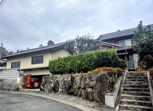 1990s wood house, 4-min walk to station, Okayama