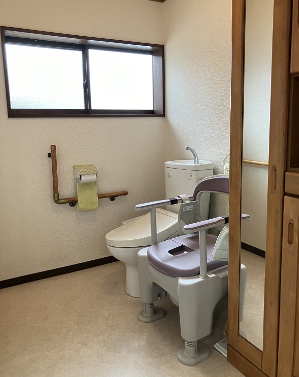 1890s wood house on a large plot in Tottori