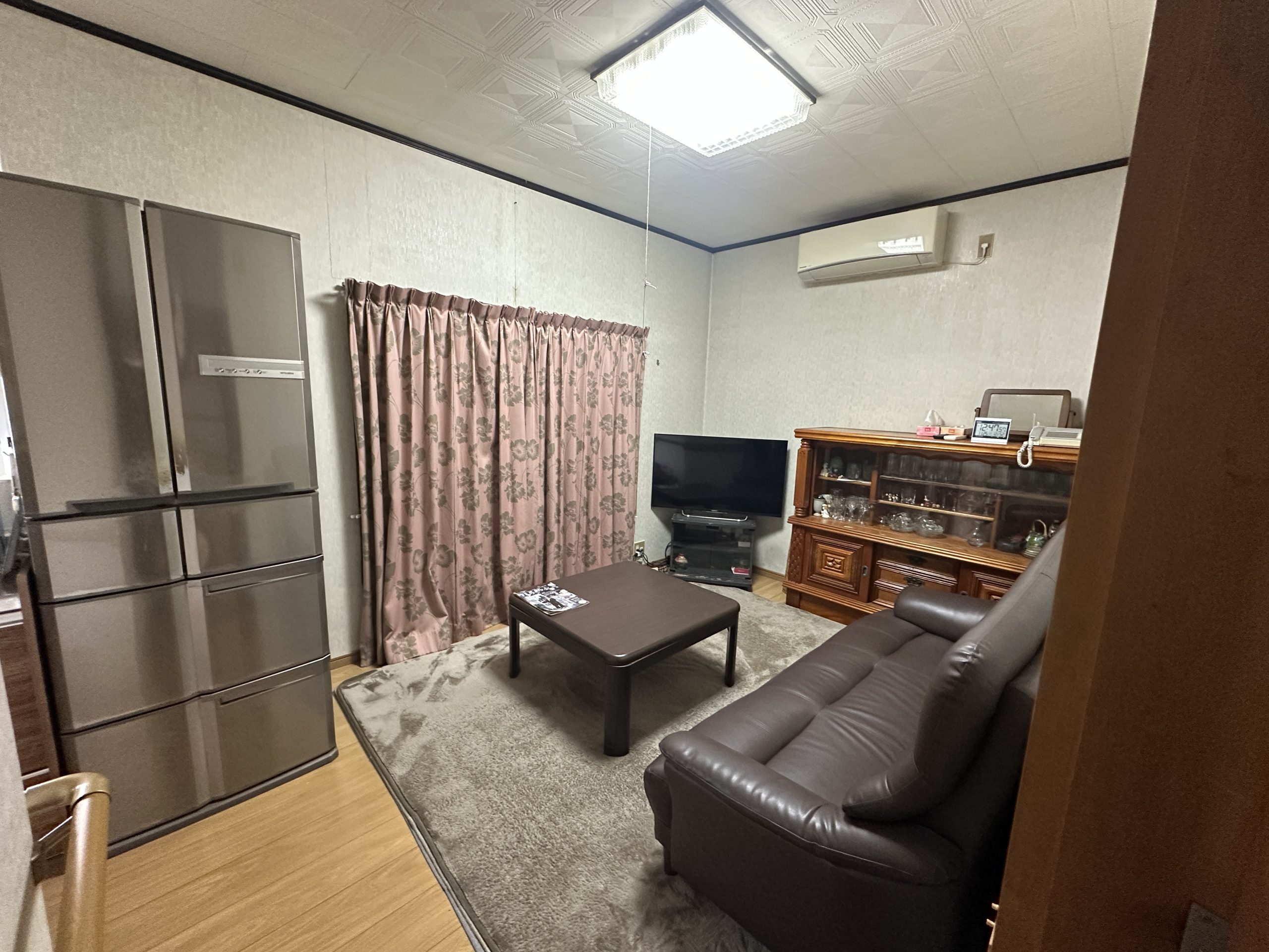 1990s wood house, 9-min walk to station, Gifu