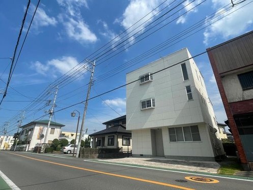 Concrete house, 18-min walk to station, Tochigi