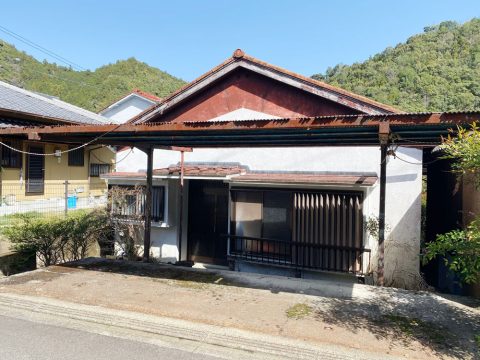 1960s wood house in Nara