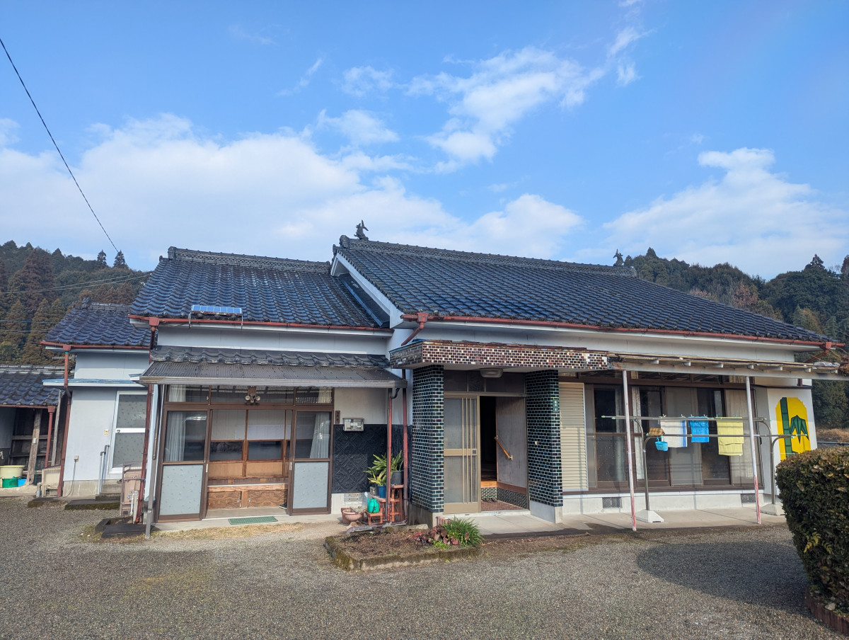 1970s wood house in Isa, Kagoshima