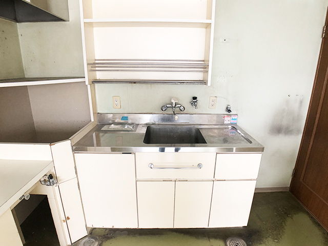 1990s wood house, 7-min walk to station, Aomori