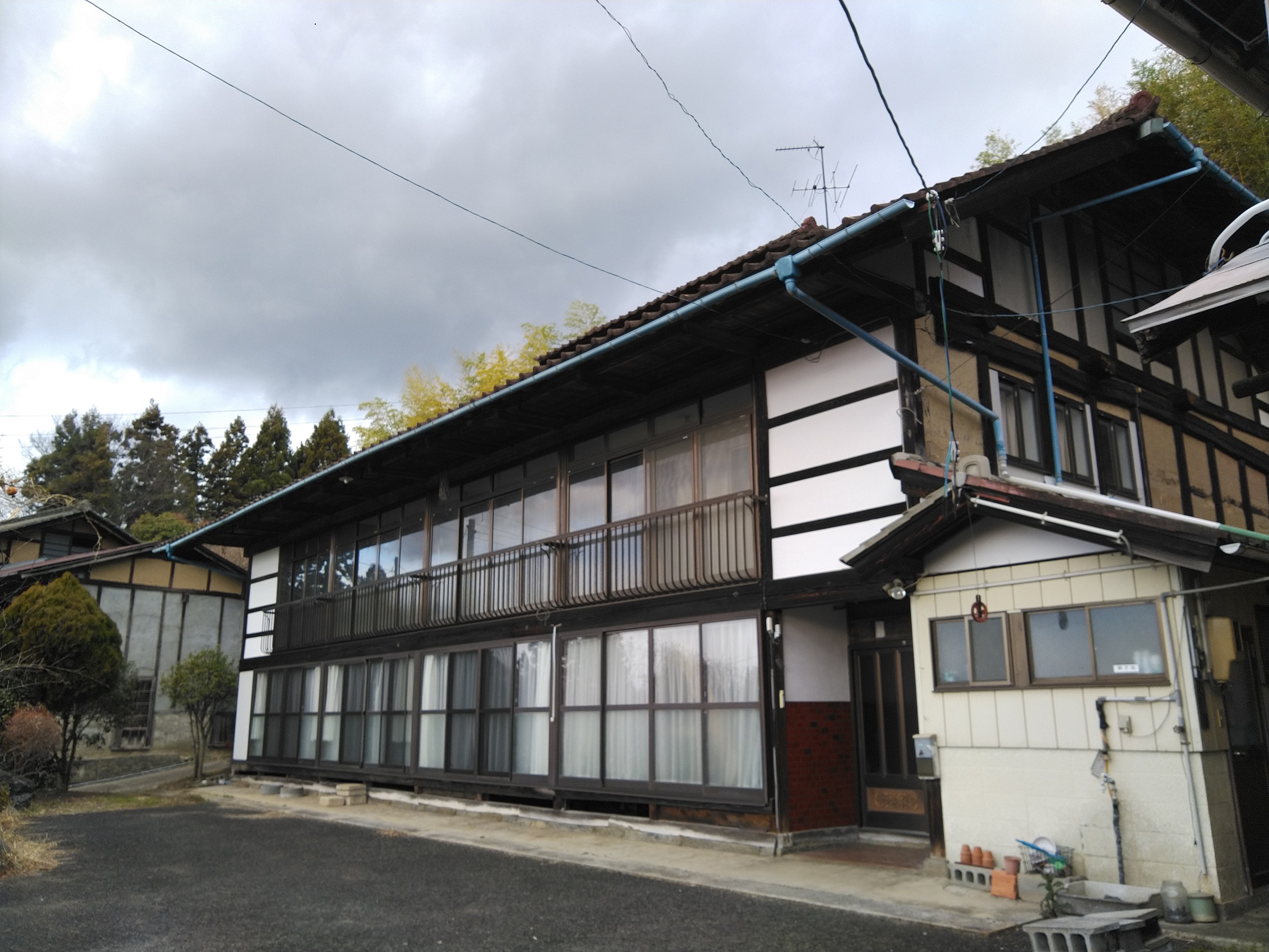Wood house on a large plot in Fukushima